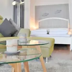 Meehrzeit 3-6-02 - Strandappartements Am Leuchtturmweg * Kellenhusen